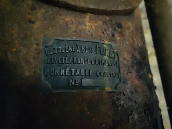 Plaque du gazogène à bois, breveté, fabriqué à Bonnétable dans la Sarthe